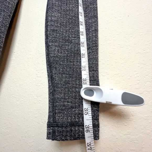 Grey/Gray Lululemon Leggings, Size 2, Thicker Material - Picture 7 of 10